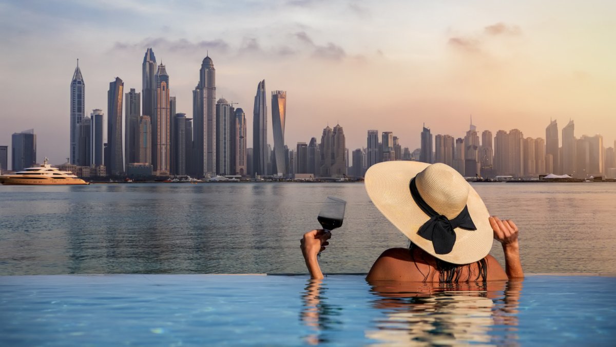 Luxury in the Desert: The Best Five-Star Experiences in Dubai